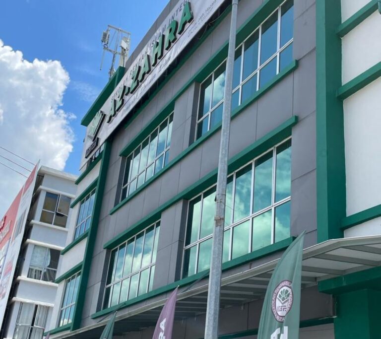 About Us | Azzahra School